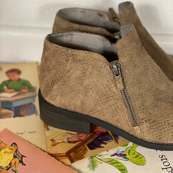 Eileen Fisher Booties Boots Size 8 - Picture 2 of 7